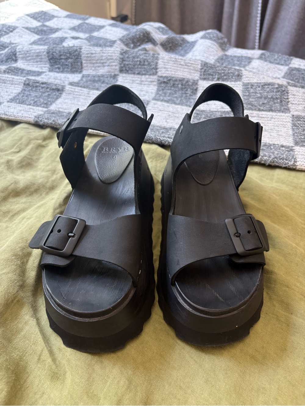 BRYR Gigi Platform Chonk Sandals in Monochrome Black size 8 / 38 - Picture 3 of 11